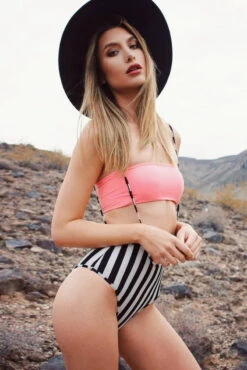 Hamade Activewear High Waisted Sling Bottoms - Black And White Striped