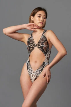 Shark Polewear Benita Bodysuit - Snake 10 Shark Polewear Benita Bodysuit - Snake -Pole Dance Clothing Shop 09.12.20 07362