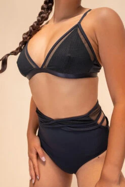 Lunalae Daisy Top - Recycled Black 15 Lunalae Daisy Top - Recycled Black -Pole Dance Clothing Shop 2021101 LunaLae1748 1