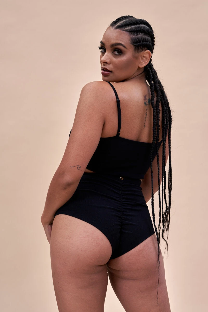 Lunalae High Waist Shorts - Ribbed Black 2 Lunalae High Waist Shorts - Ribbed Black - Image 2