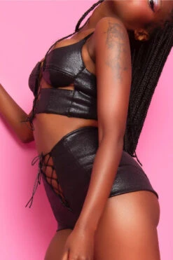 Rolling Brat Hot Pants - Faux Leather 6 Rolling Brat Hot Pants - Faux Leather -Pole Dance Clothing Shop 23 10 6 690 conj20brat202