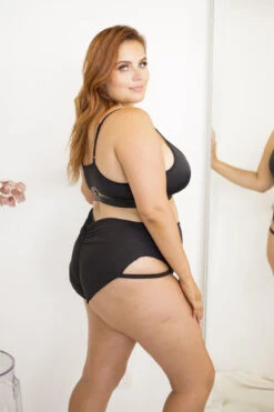 Lunalae Bella Top - Black -Pole Dance Clothing Shop 6R7A8467