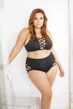 Lunalae Alexi Top - Black