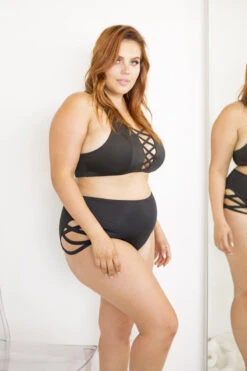 Lunalae Alexi Top - Black -Pole Dance Clothing Shop 6R7A8510