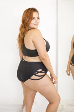 Lunalae High Waist Cross Section Shorts - Black -Pole Dance Clothing Shop 6R7A8515