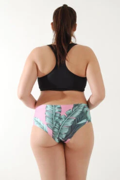 Pole Addict Back To Basics Top - Black -Pole Dance Clothing Shop BacktoBasicTop annHotpants5