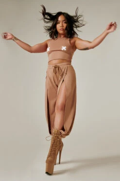 CXIX XX Tee 2.0 - Sand 13 CXIX XX Tee 2.0 - Sand -Pole Dance Clothing Shop CreaturesofXIXXXTee2.0 Sand21 05 24CreaturesofXIX11449 edit