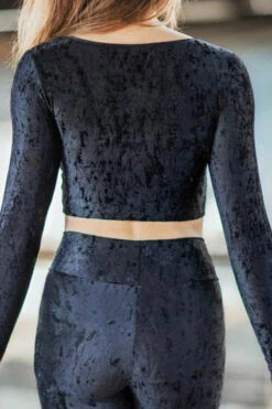 Dragonfly Pavi Crop Top - Velvet Black -Pole Dance Clothing Shop DF Pavi Velvet black 03213 540x 1a6844a8 a630 4390 bbe6 a17341332c4c