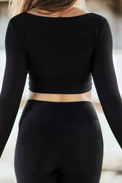 Dragonfly Pavi Crop Top - Black -Pole Dance Clothing Shop DF Pavi black 03213 540x 66dd62f2 92d3 4b79 bb4d 3a78ee52f1c0