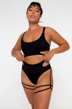 Nona Perkasa Gladiolus Bottoms - Black -Pole Dance Clothing Shop Gladiolusblack02