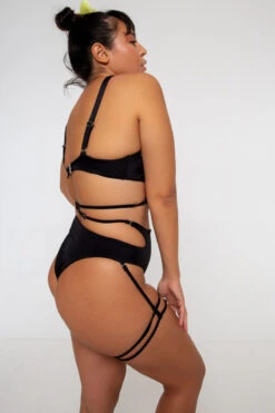 Nona Perkasa Gladiolus Top - Black 8 Nona Perkasa Gladiolus Top - Black -Pole Dance Clothing Shop Gladiolusblack03 d600aa2a a887 48ff 8fdd ffd142e90580