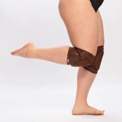 Queen Grippy Kneepads - Cacao -Pole Dance Clothing Shop NudeCacaoGrip6