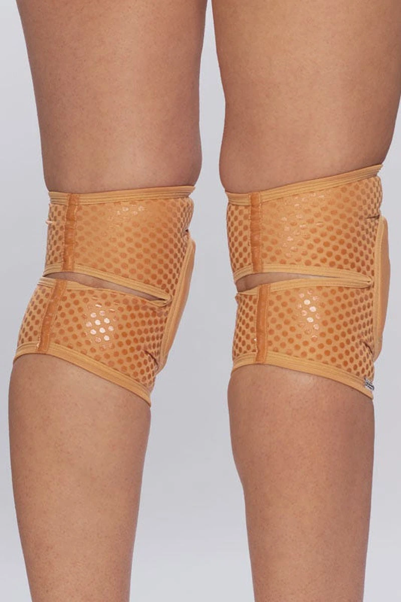 Queen Grippy Kneepads - Caramel 2 Queen Grippy Kneepads - Caramel - Image 2