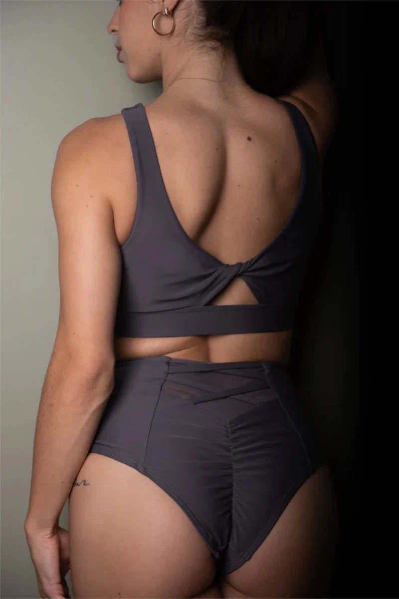 Chantay Polewear Pretzel 2-way Top - Ash 4 Chantay Polewear Pretzel 2-way Top - Ash - Image 4