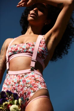 Rolling Alpha Top - Petali 8 Rolling Alpha Top - Petali -Pole Dance Clothing Shop Rolling 1850 4055bcf3 8007 45bd bebc 23543a66afc0