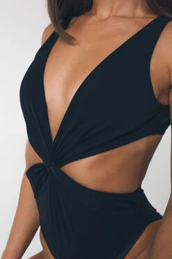 Shark Polewear Twist Bodysuit - Black -Pole Dance Clothing Shop Twistblack4 1