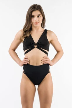 REV ACTIV Top With Ring Detail - Black -Pole Dance Clothing Shop eliza revactiv fb malowanieswiatlem 090 dc4cdcad 13df 4e14 b9c3 c8a447d5c931