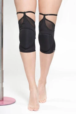 Queen Kneepads - Black Fire -Pole Dance Clothing Shop r8 b19c78a5 7563 4fd3 aacb 815b6de54a7e