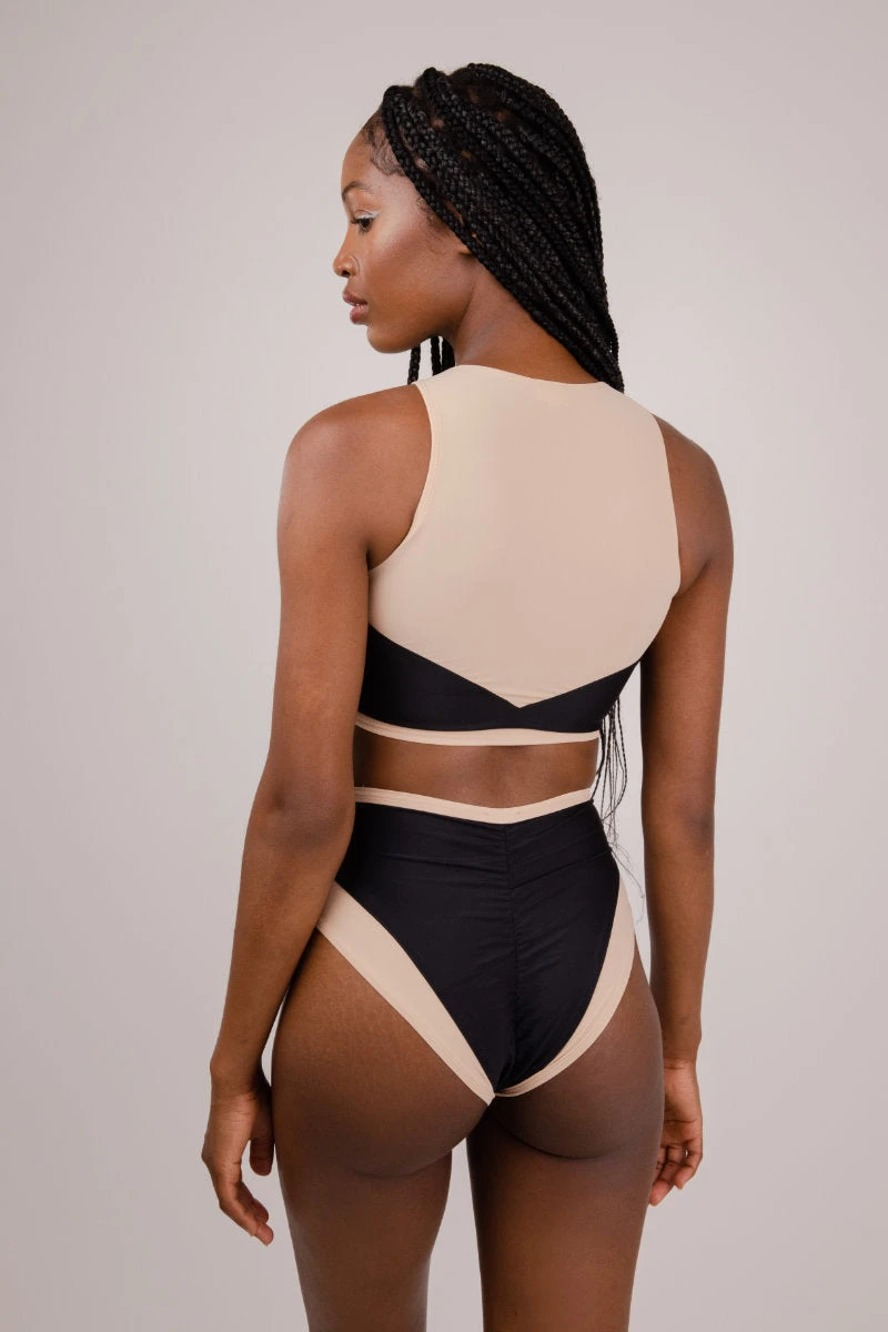 FANNA Shark Top - Black/Beige 2 FANNA Shark Top - Black/Beige - Image 2