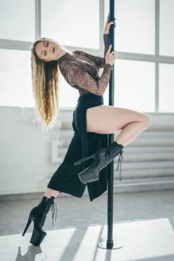 REV ACTIV Sensual Flow Pants (with Leg Slit) - Black 11 REV ACTIV Sensual Flow Pants (with Leg Slit) - Black -Pole Dance Clothing Shop revactiv dancetemple all malowanieswiatlem 007 1